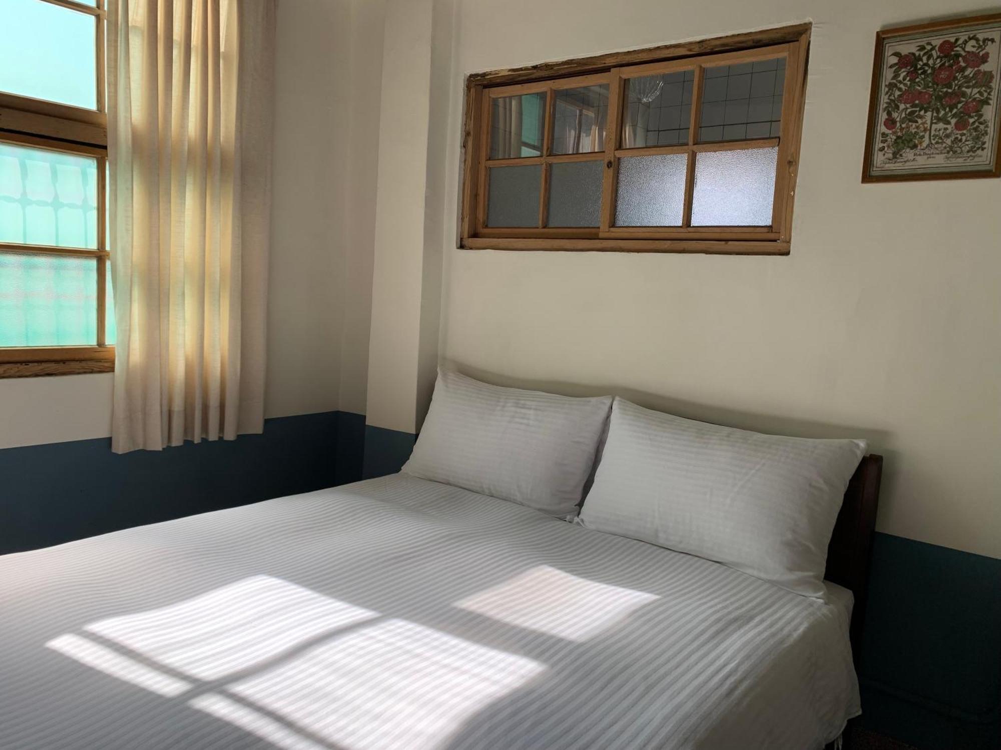 Neat Hostel Đài Nam Ngoại thất bức ảnh