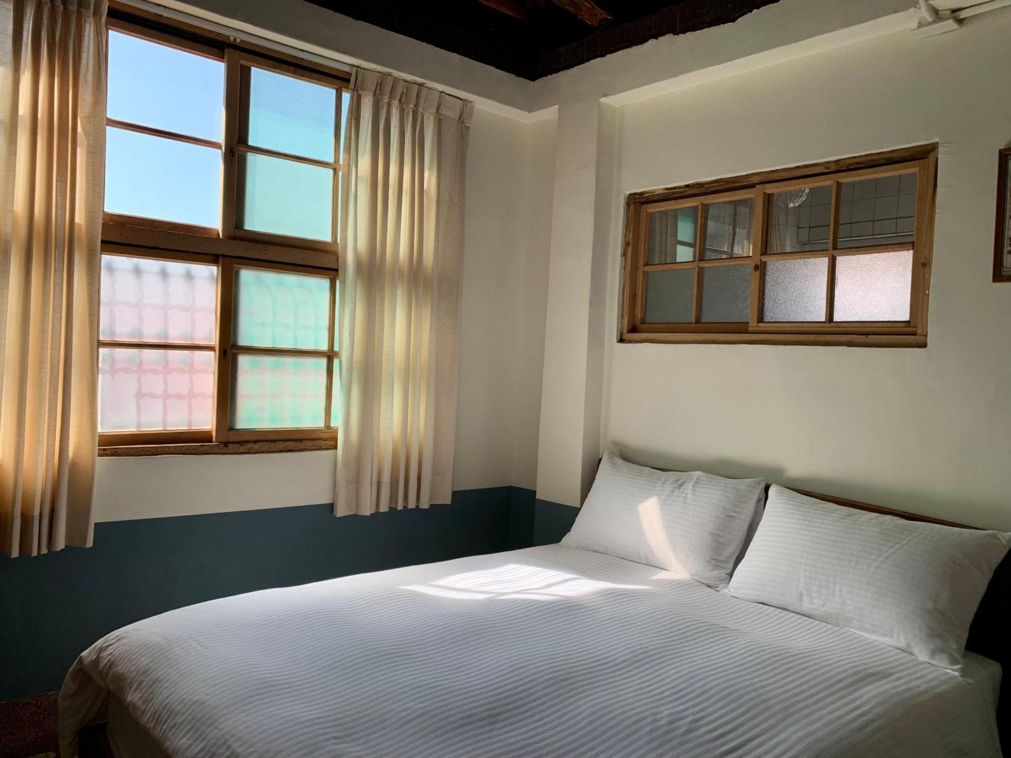 Neat Hostel Đài Nam Ngoại thất bức ảnh