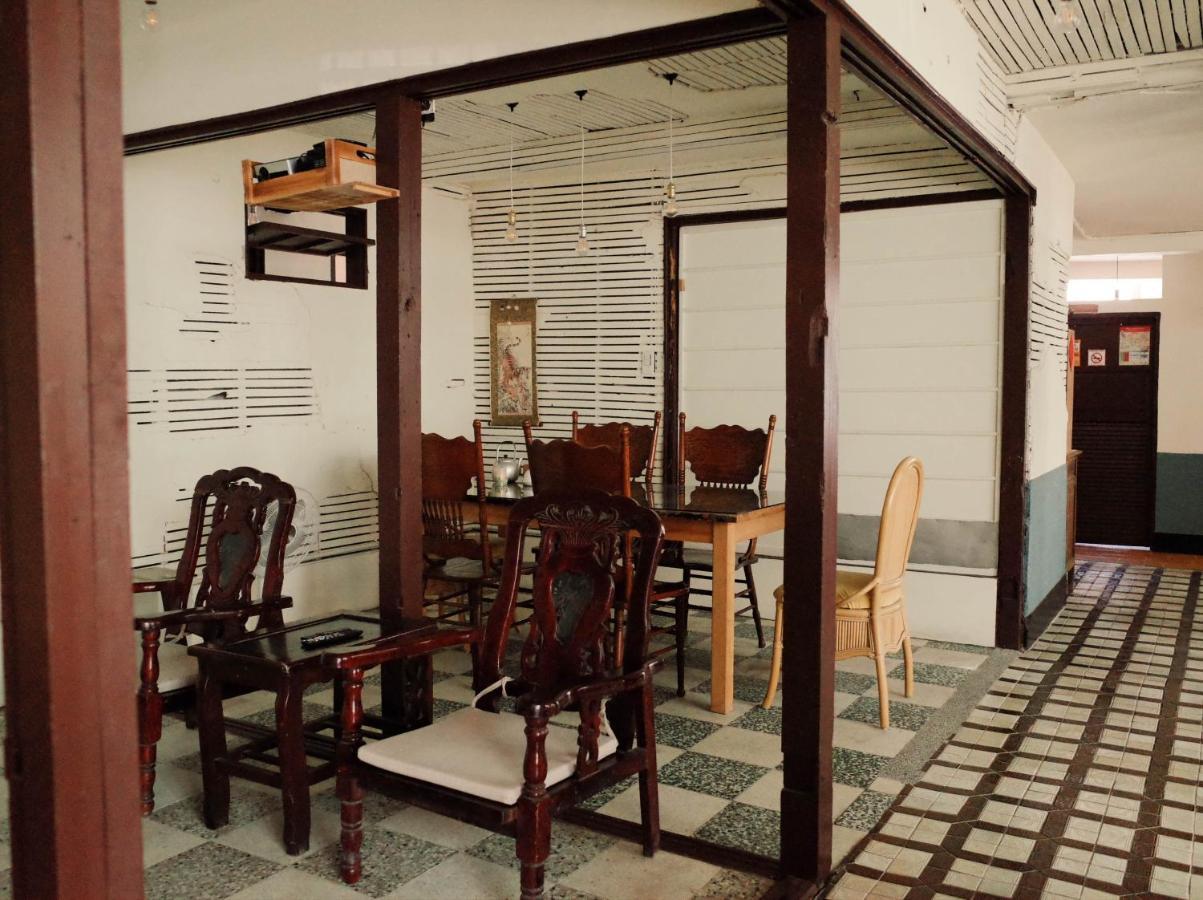 Neat Hostel Đài Nam Ngoại thất bức ảnh